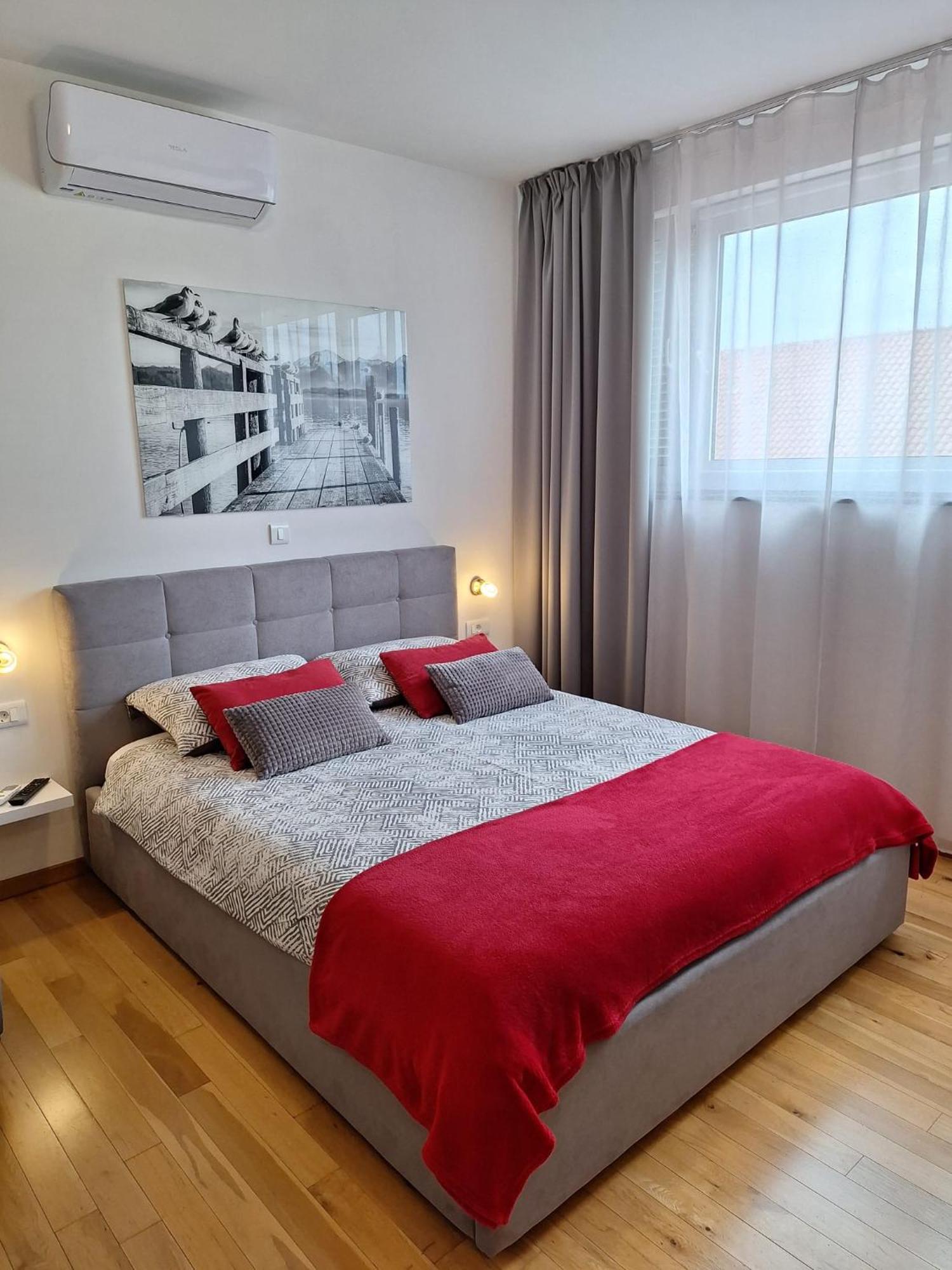 Apartment Lea Maria Zadar Bagian luar foto